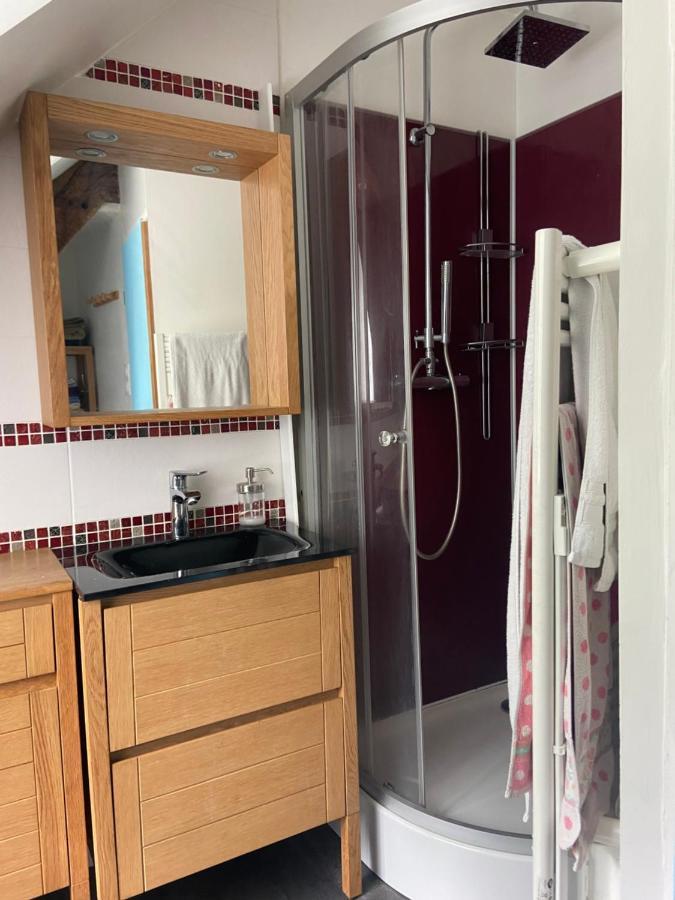Chambre Double Avec Salle De Bains Privee Quintin Exterior photo
